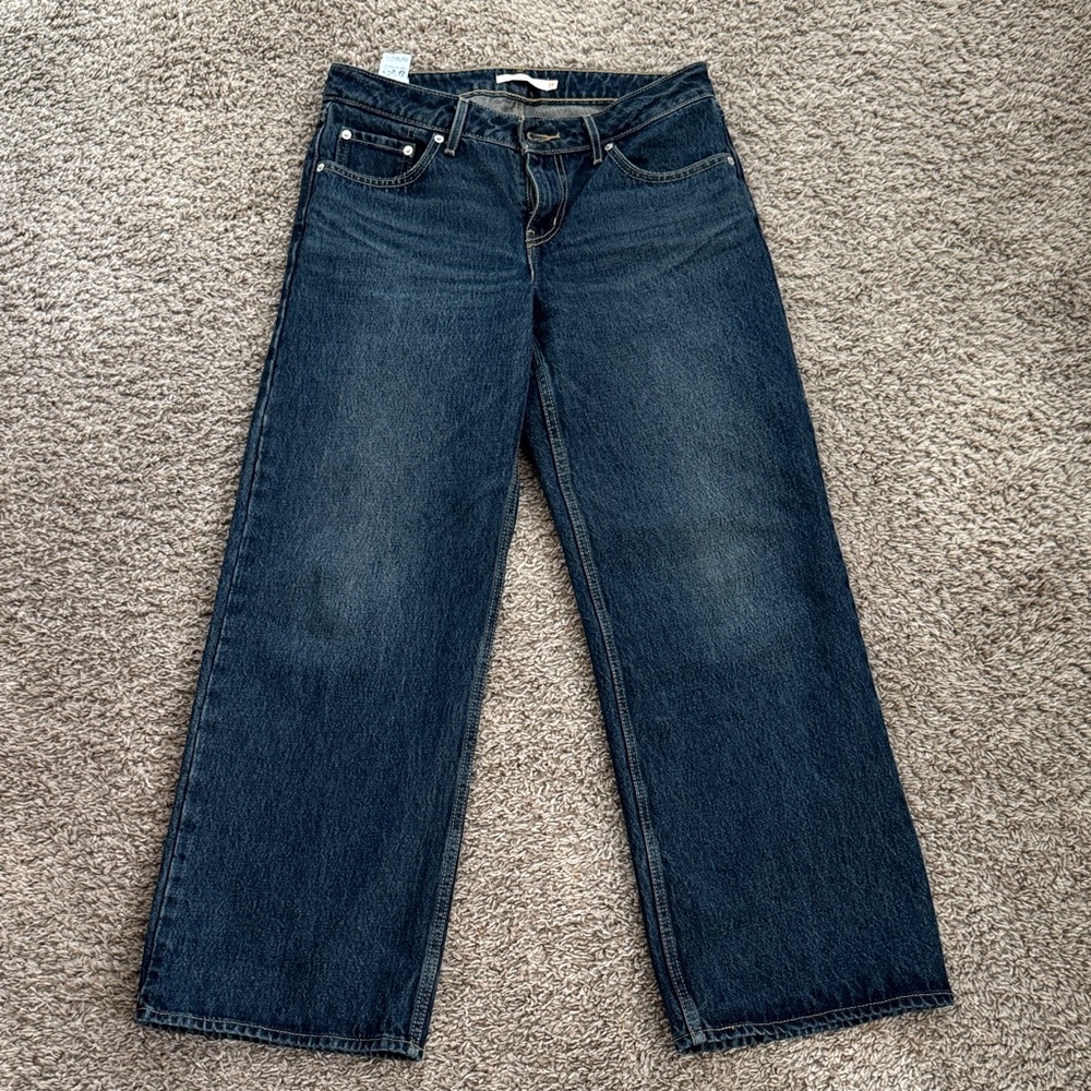 Levi’s Low Loose Wide Leg Dark Wash Women Jeans